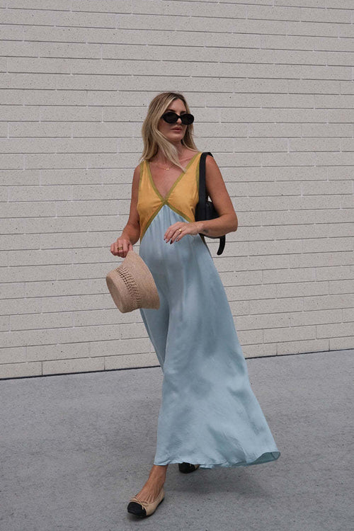 Easily Radiant V-Neck Sleeveless Maxi Dress