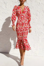 Stay Close Floral Print Smocked Midi Dress