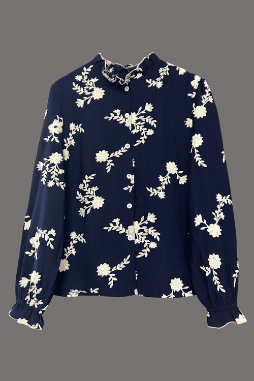 Easygoing Polished Floral Embroidery Top
