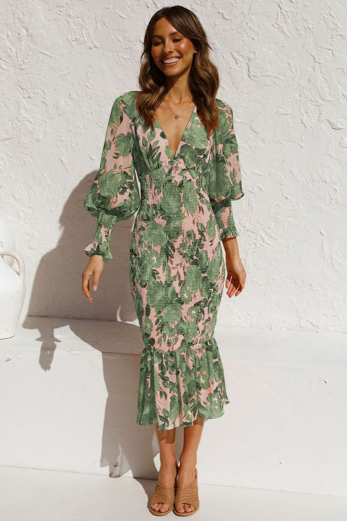 Stay Close Floral Print Smocked Midi Dress