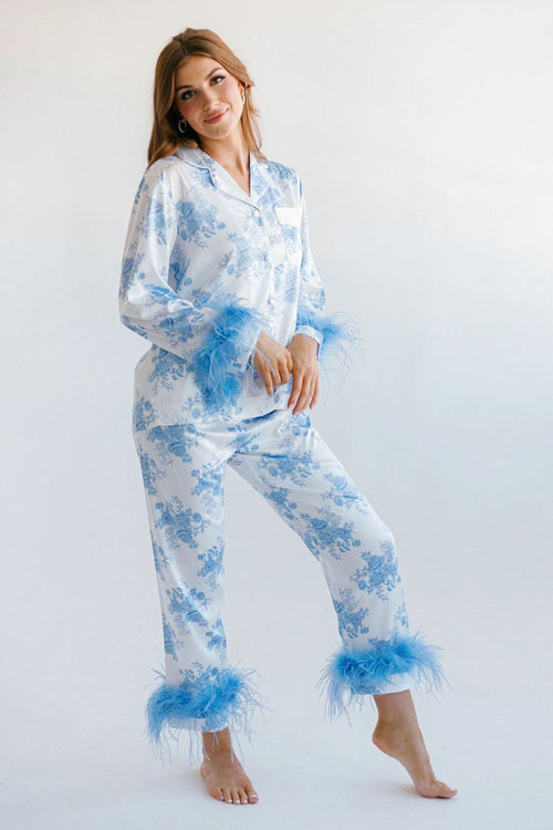 Gentle Reveries Feather Christmas Long Sleeve Pajama Set